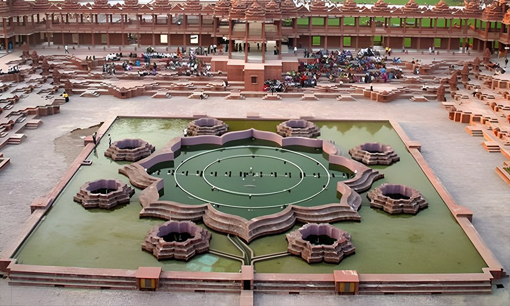 Yagnapurush-Kund-&-Musical-Fountain